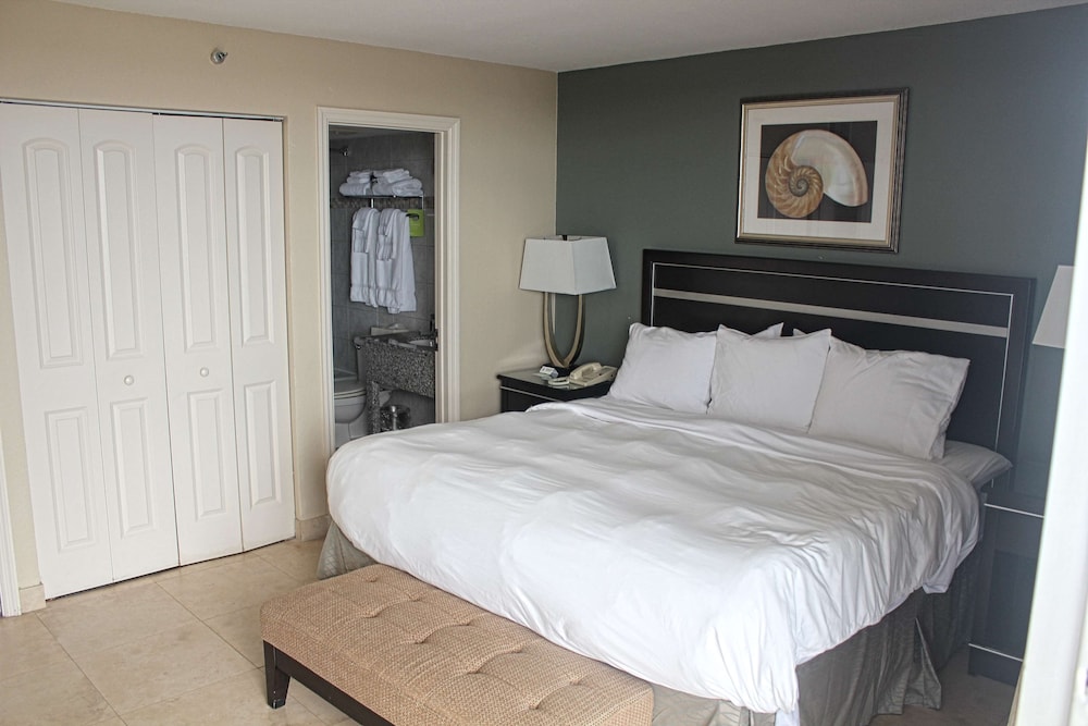 Radisson Suite Hotel Oceanfront 21/64