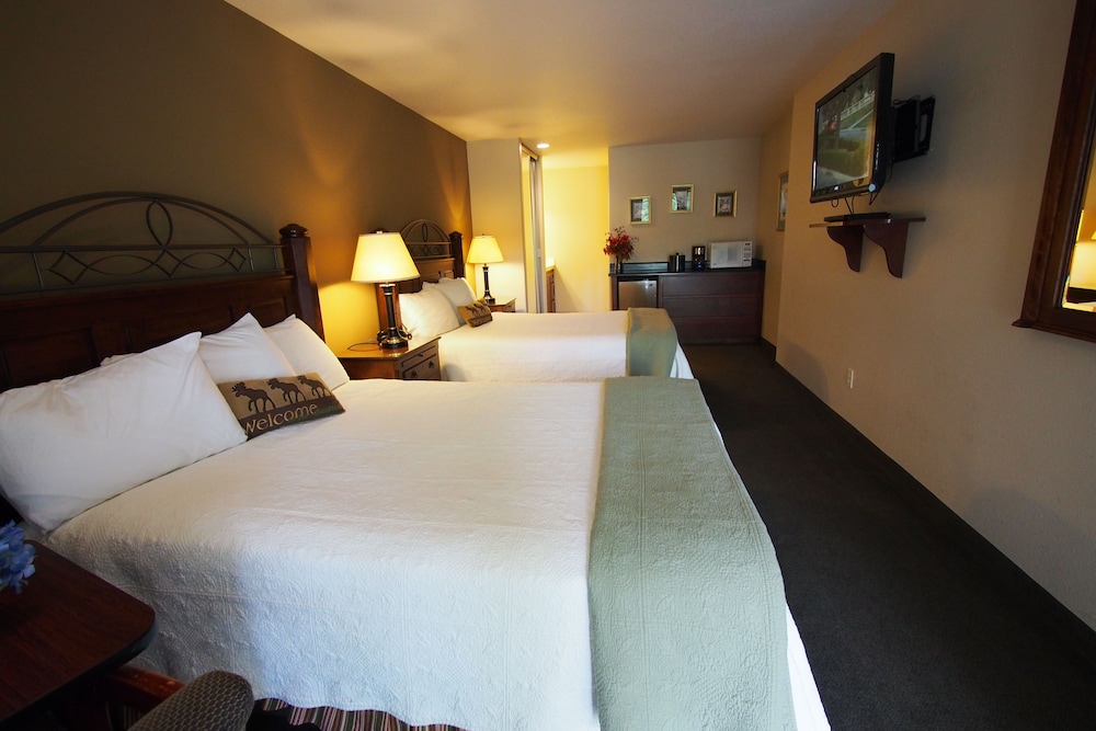 Redwood Hyperion Suites 27/65
