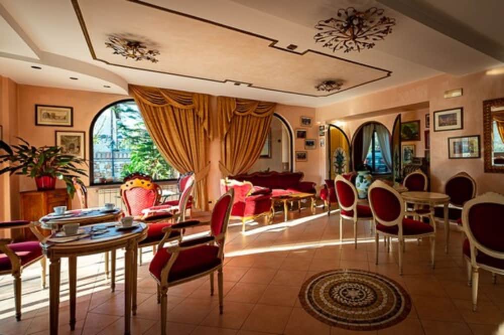 Hotel Louis II 46/66