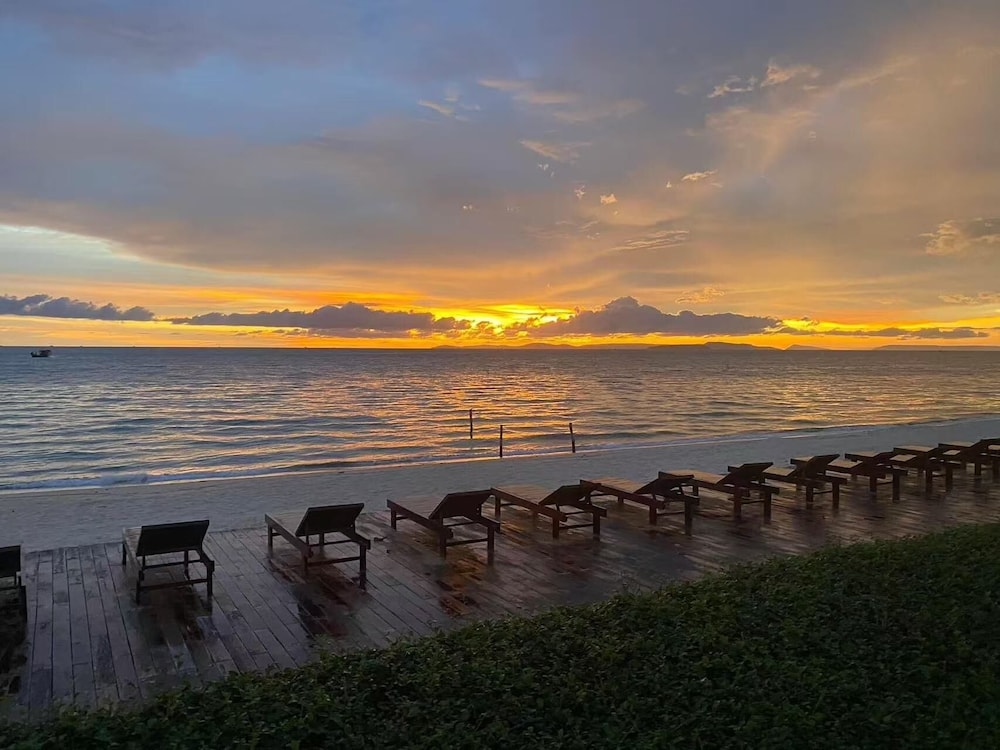 Ramada by Wyndham Sihanoukville Xinhaohui Palace 60/64