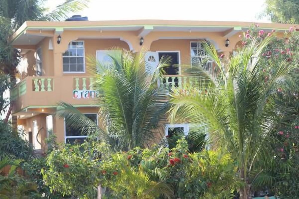 La Cayenna Hôtel Et Restaurant 6/39