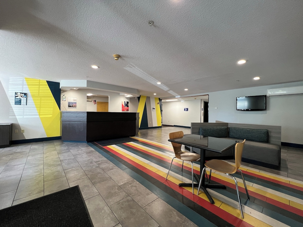 Motel6 Meridian, ID - Boise W 28/30