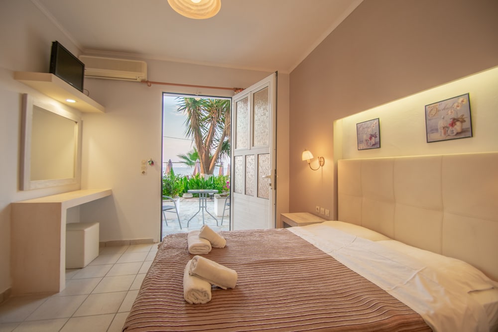 STANDARD, TRIPLE, SEA VIEW, GROUND FLOOR