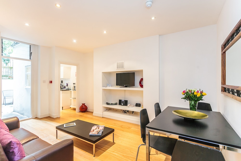 Earl's Court - Longridge Road 20/38