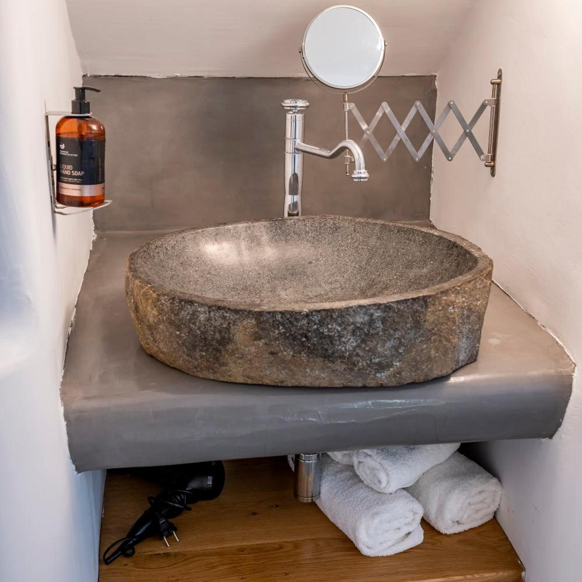 Windmill, Deluxe, Suite, Shared Pool، Smy Mediterranean White Santorini - Adults Only 5/6