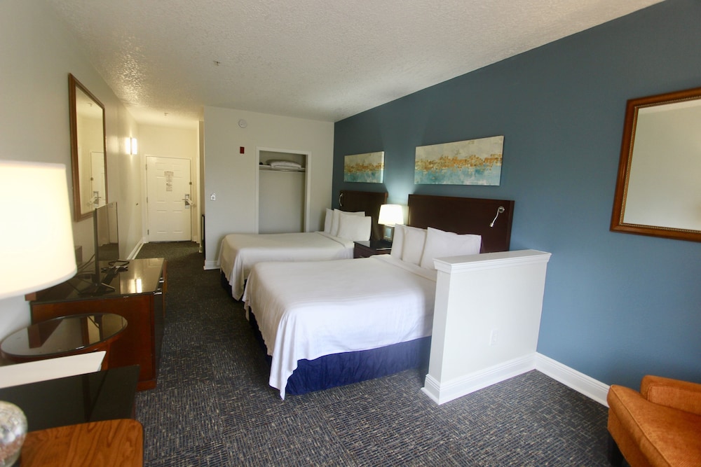 Hotel Pensacola 21/65