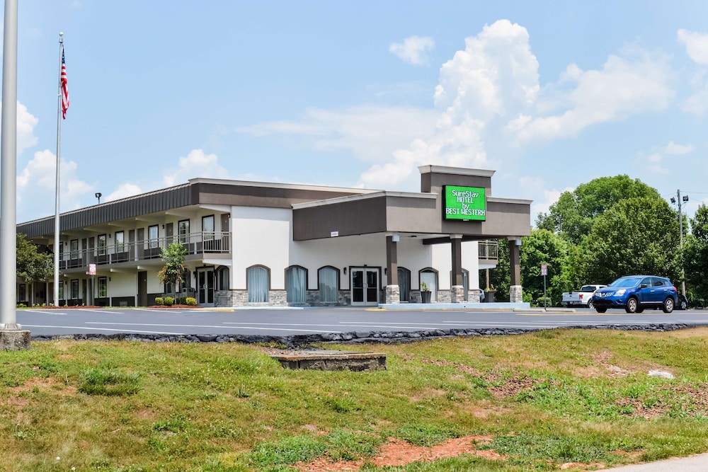 Surestay Hotel By Best Western Bowling Green North 3/25
