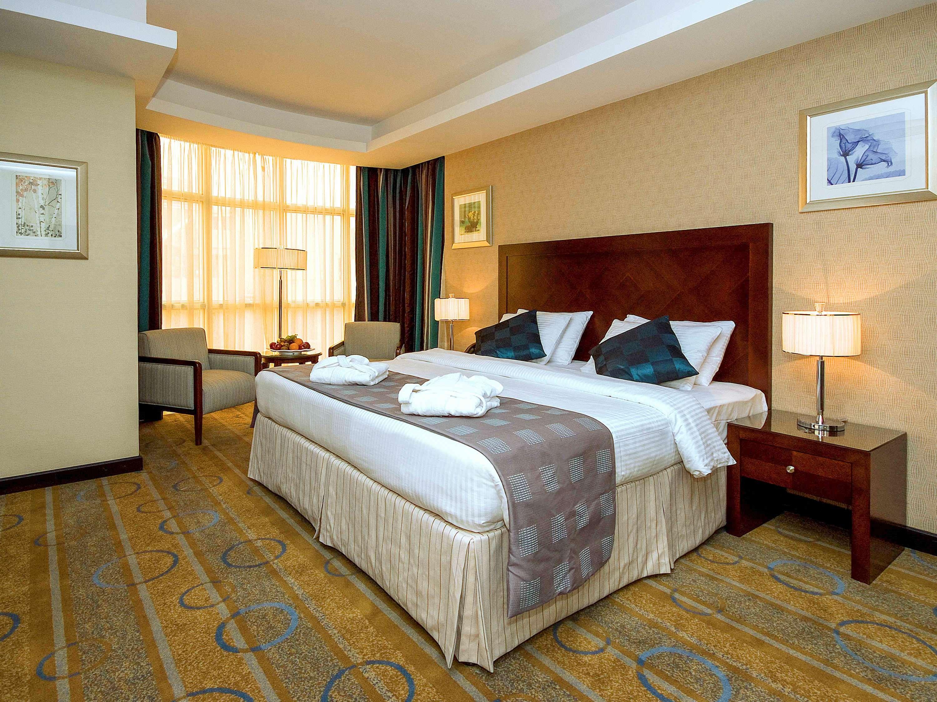 JUNIOR SUITE