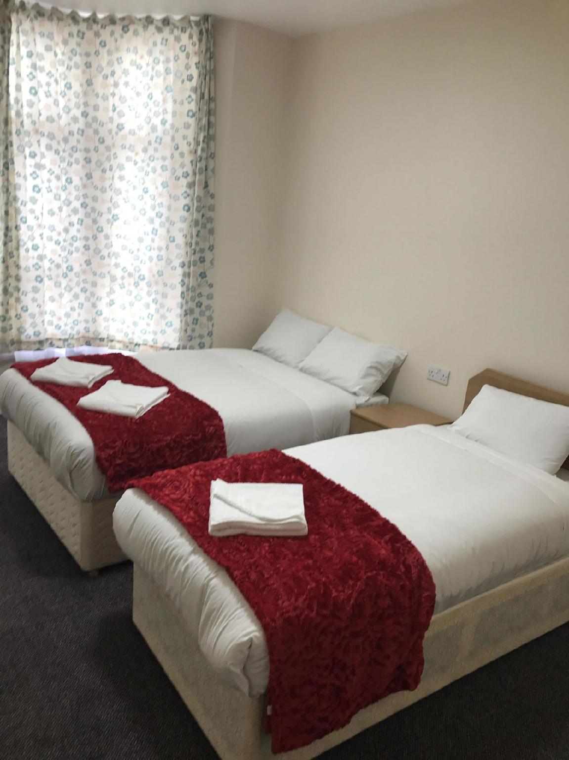 Room, Double or Twin Bed