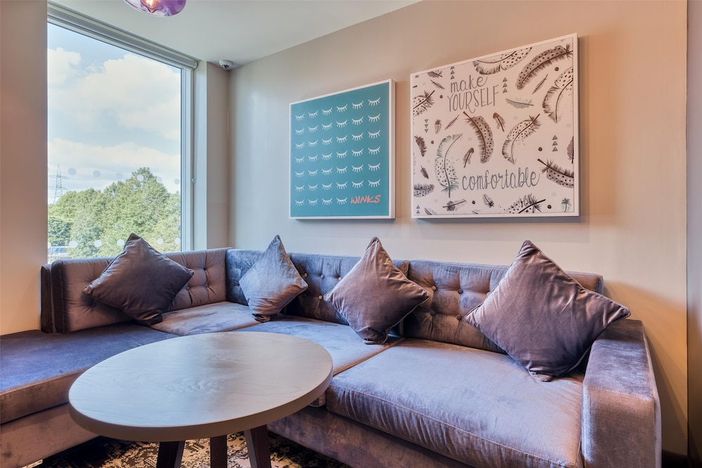 Premier Inn Oxford Botley 21/30