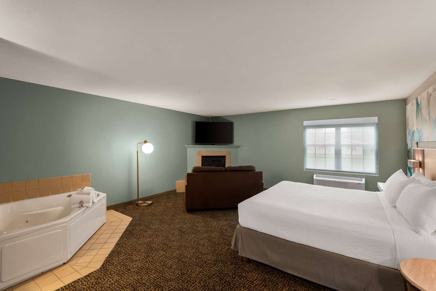 Wyndham Garden Galena Hotel & Day Spa 27/73