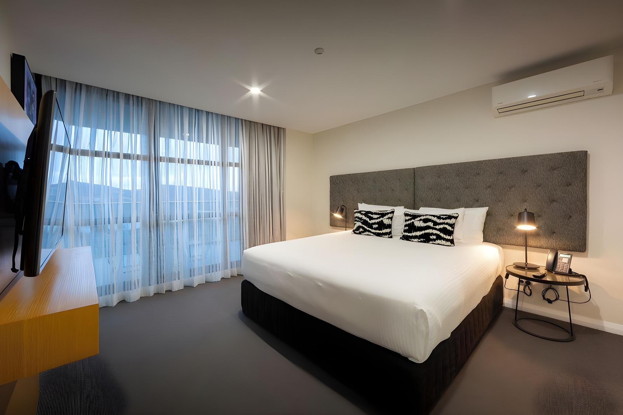 SPA, SUITE