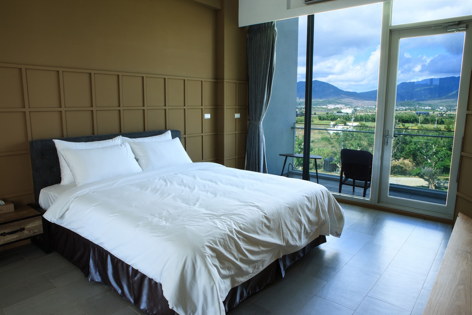 2 BEDROOMS, FAMILY, HOUSE, PRIVATE POOL, COURTYARD AREA