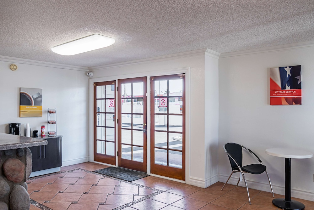 Motel6 Safford, AZ 35/57