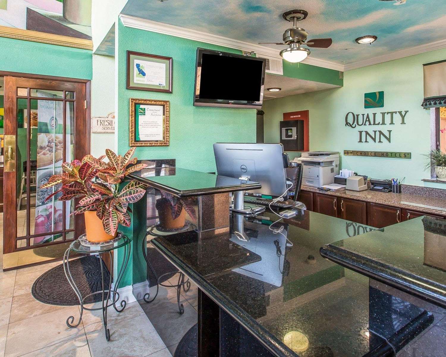 Quality Inn Hemet - San Jacinto 18/24