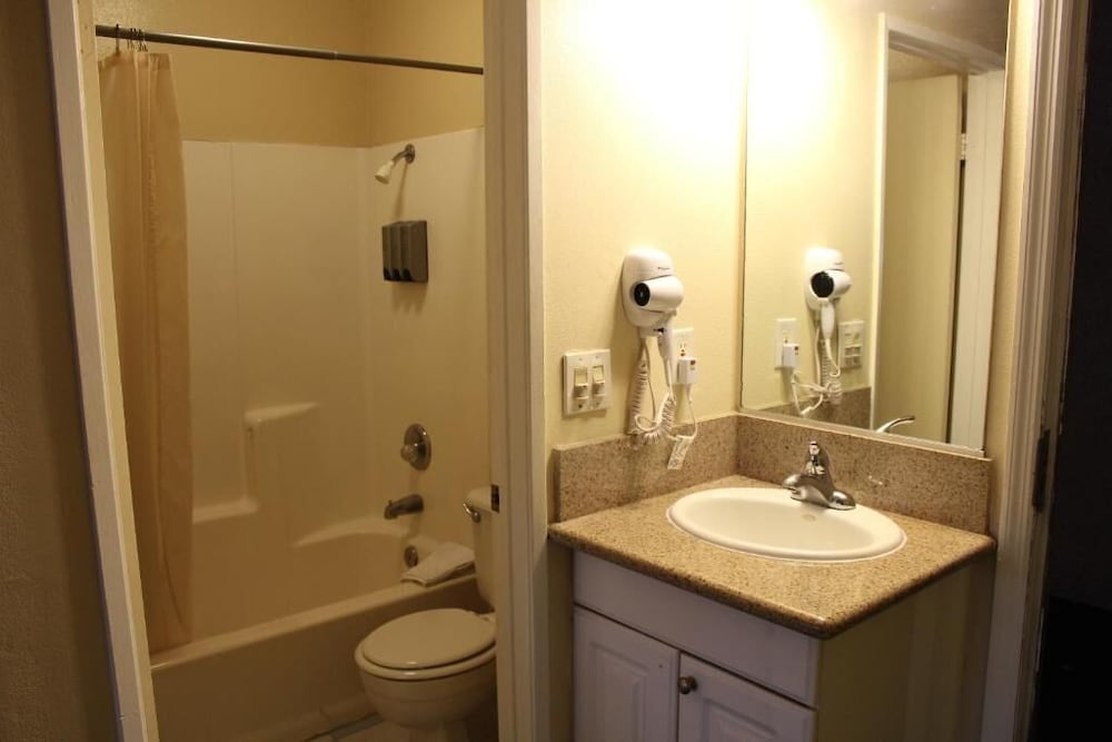 Garden Inn San Gabriel 15/57