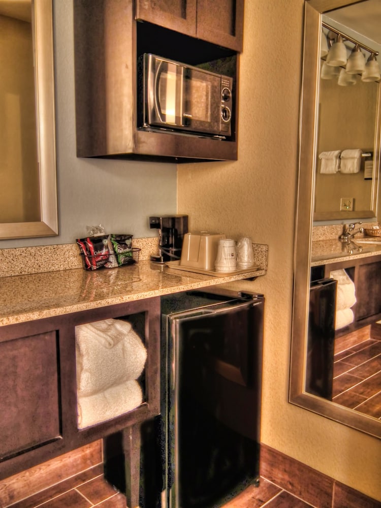 Best Western Newport Inn 9/43