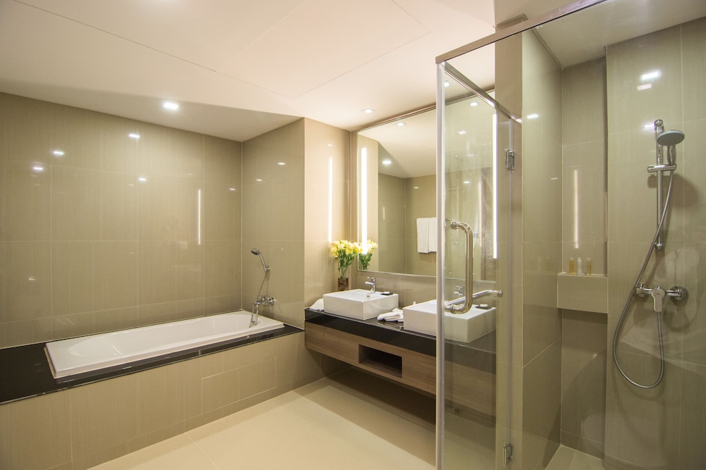 Best Western Plus Wanda Grand Hotel 62/62