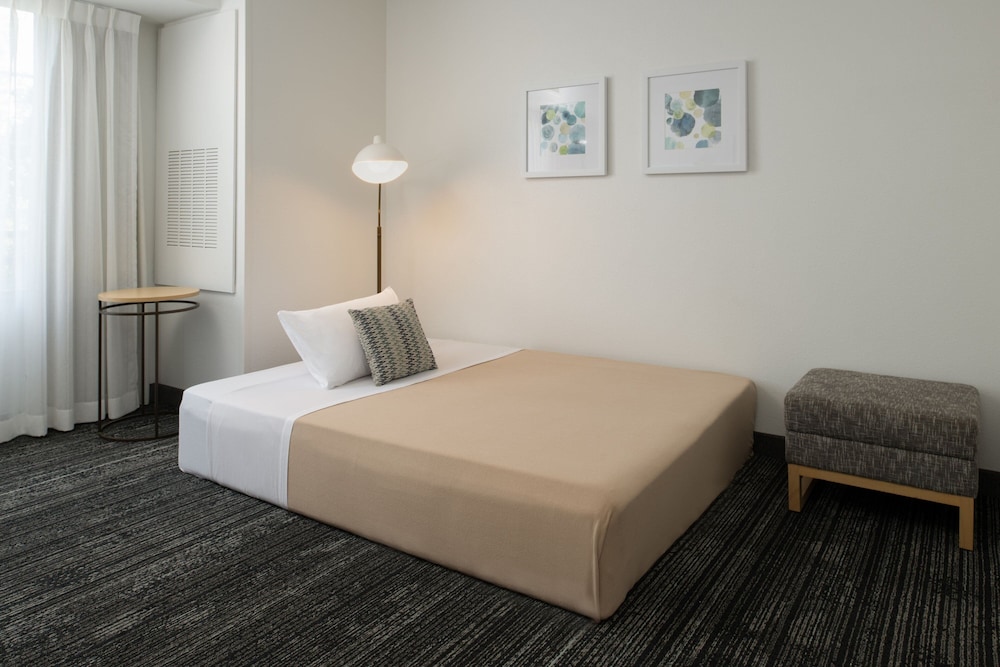 2 Bedrooms, Suite, 2 Double Beds, Accessible
