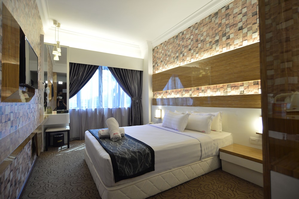 Mitc Hotel 22/65
