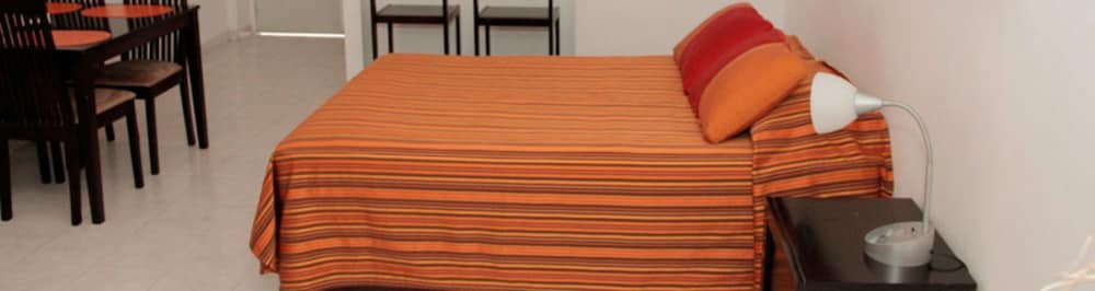 Aparthotel Siete 32 18/40
