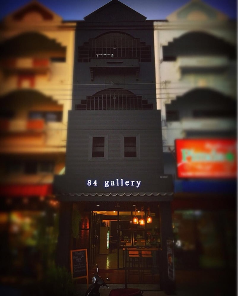84 Gallery - Hostel 3/42