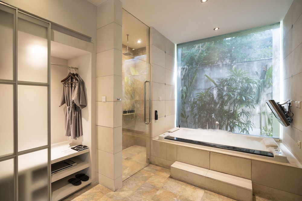 C151 Smart Villas Seminyak 50/50