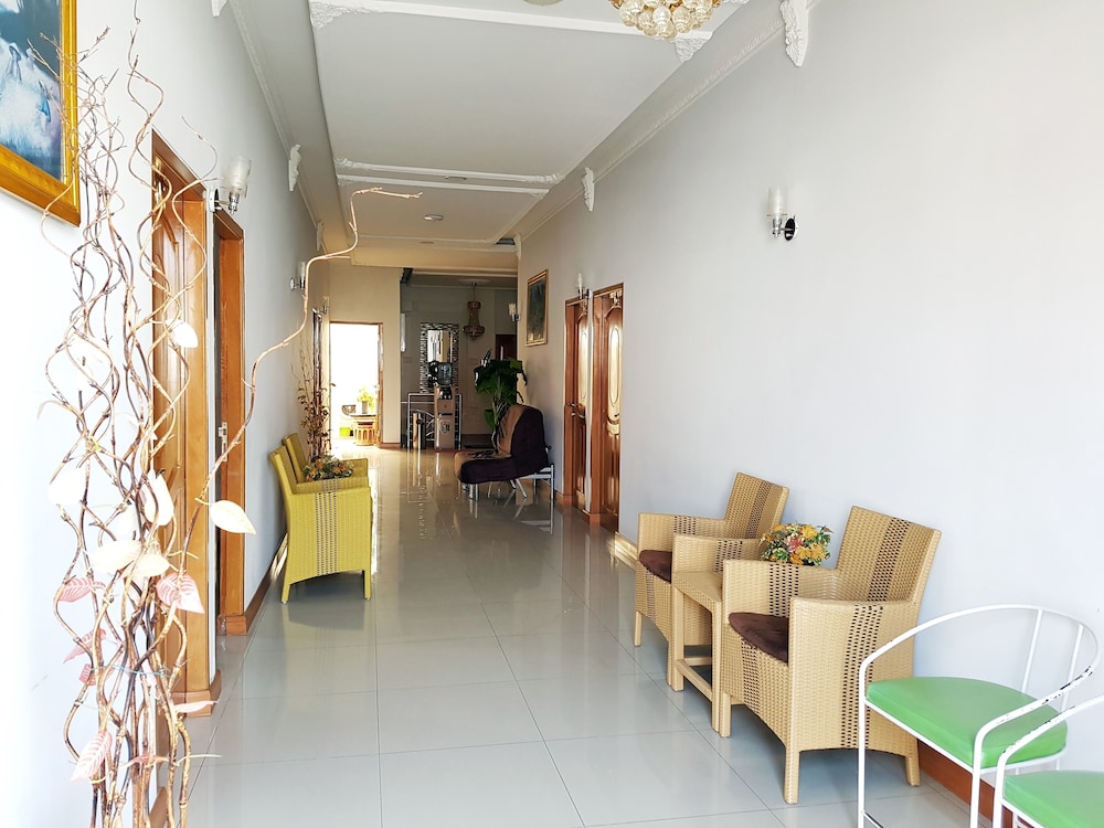 Rene Hotel 35/41