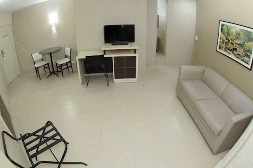 Hotel Metropole Maringa 48/69