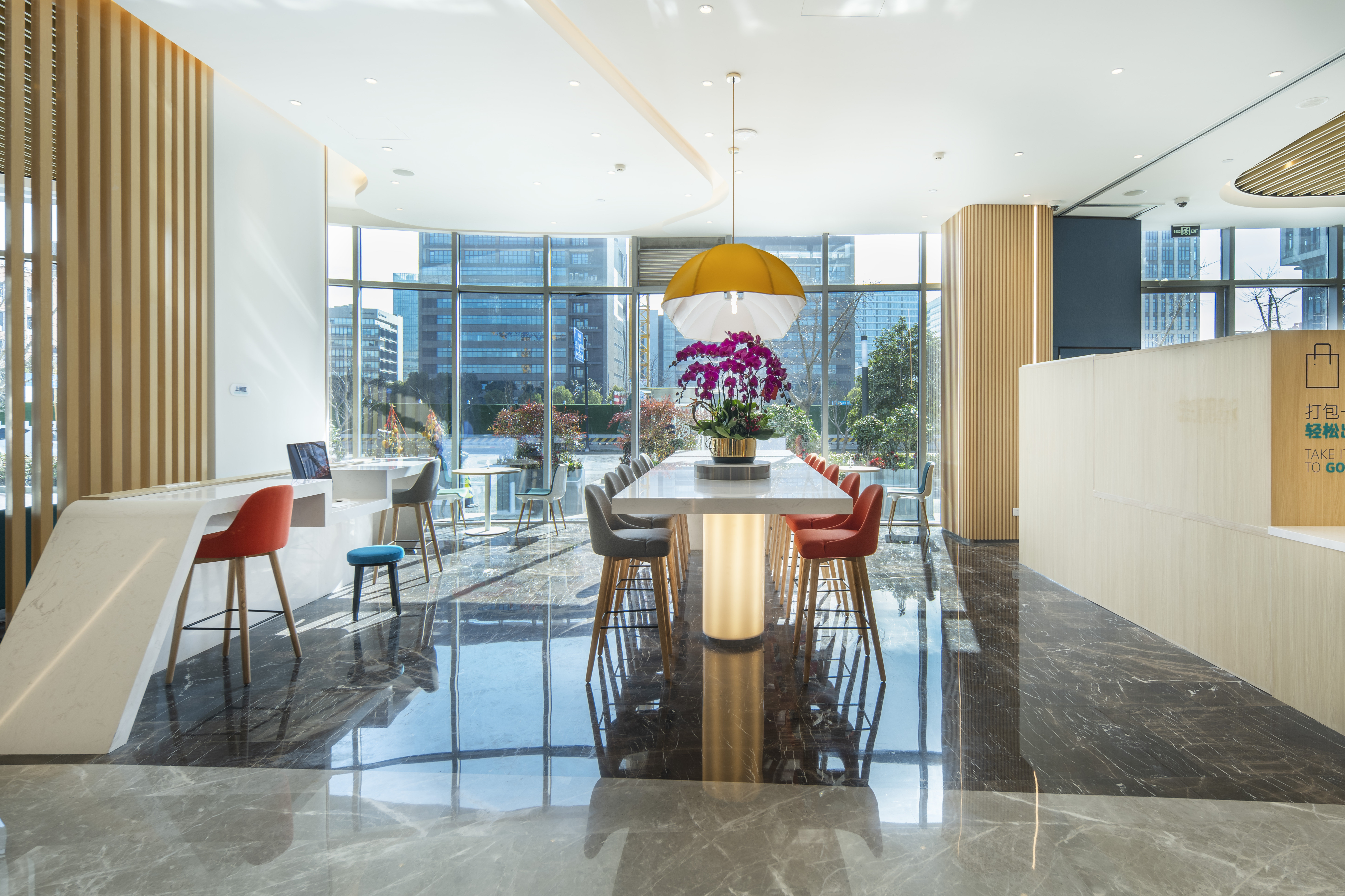 Holiday Inn Express Shanghai Pudong Zhangjiang 42/66