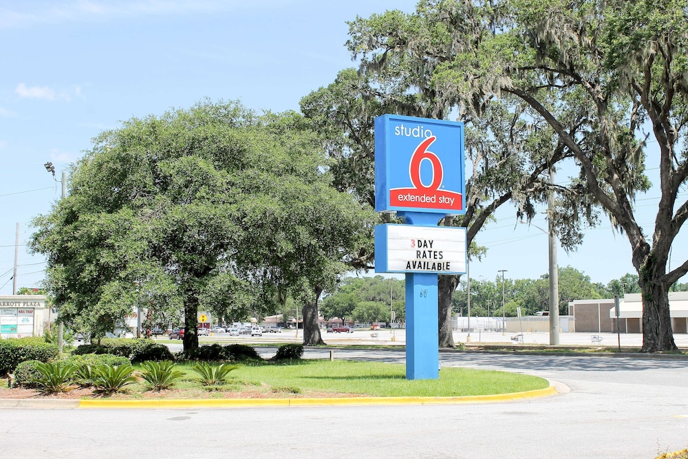 Studio 6 Extended Stay - Savannah, GA 45/52
