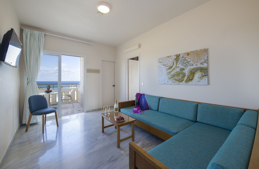 Kedrissos Hotel Apartments 17/44