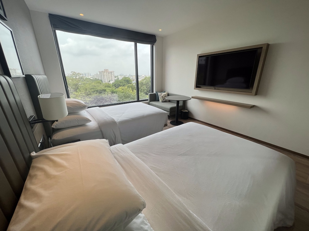 Fairfield by Marriott Vadodara 10/49