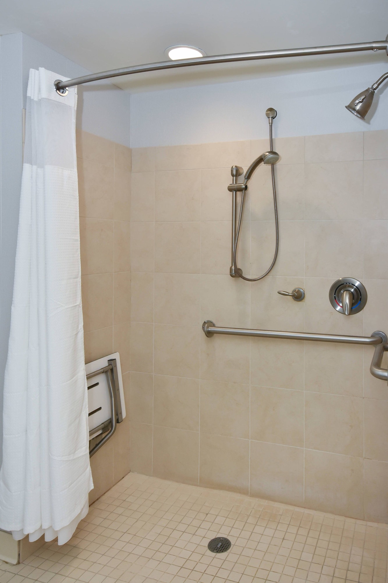 غرفة بسريرين كوين، Courtyard Marriott Charlotte Concord 3/6