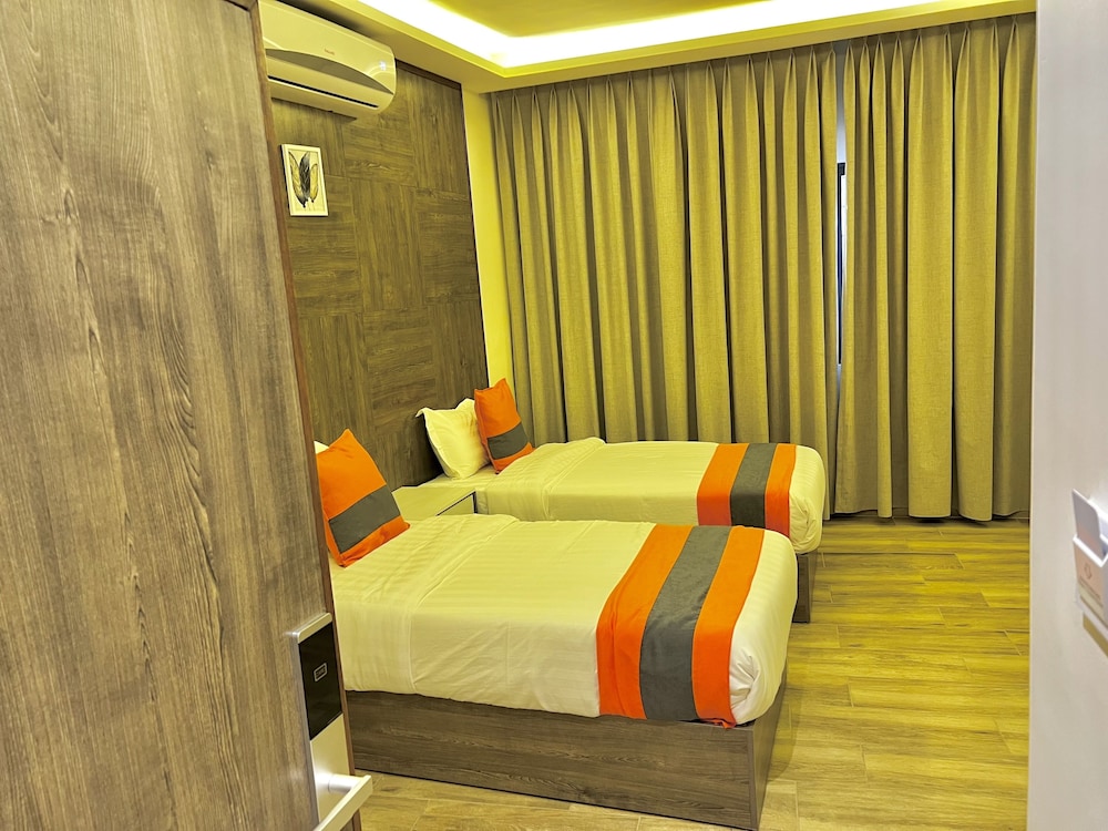 Sky Hotel Aqaba 27/32