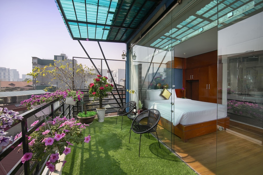 Hanoi Lotus Boutique Hotel 3/69
