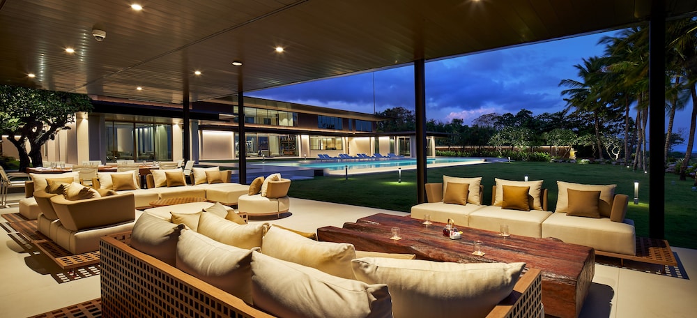 Saba Estate Luxury Villa Bali 24/49