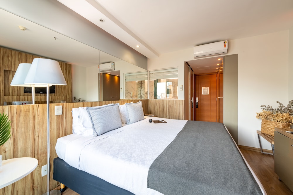 Pestana Rio Atlantica 22/83