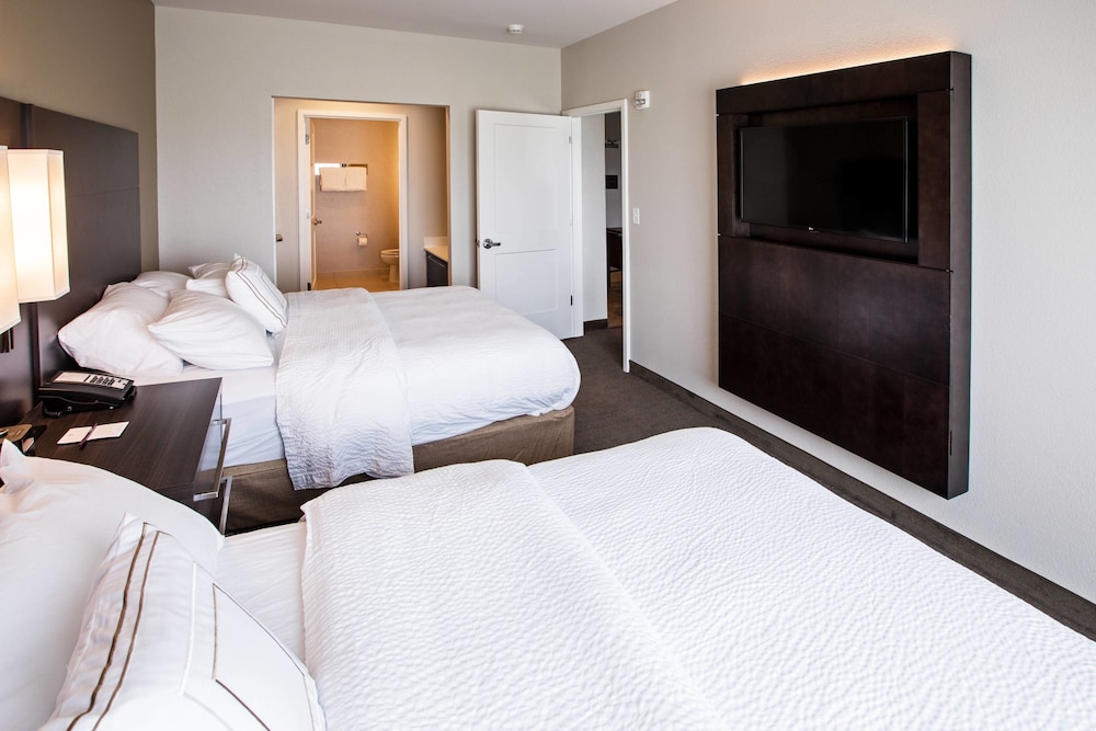 Residence Inn By Marriott Louisville East/Oxmoor 8/48