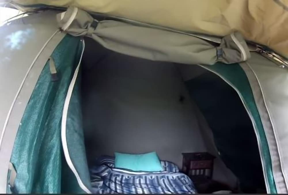 TENT, DOUBLE BED