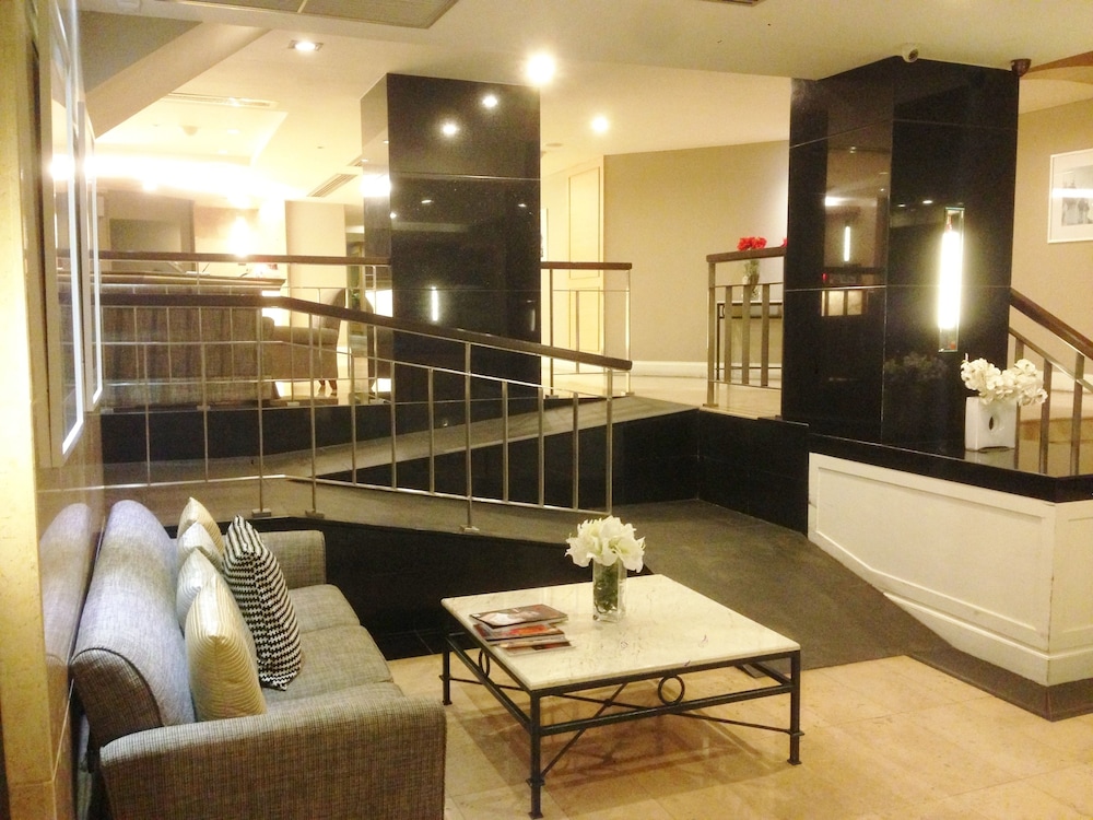 Evergreen Place Siam by UHG 47/72