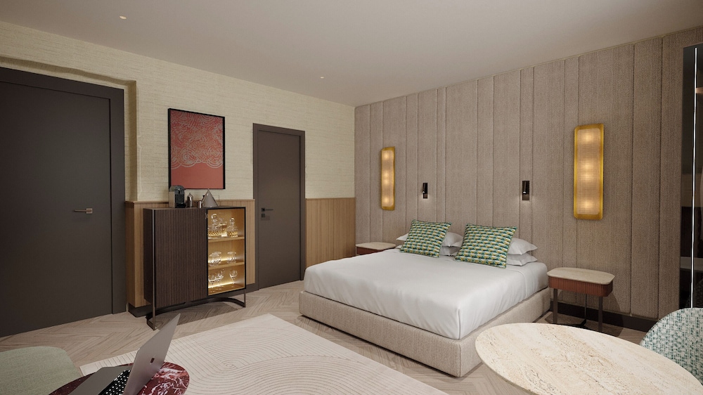 غرفة تنفيذية ثلاثية بسرير كينج مع أريكة، Circle 6 Rome Hotel 3/8