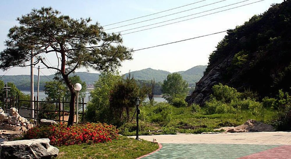 Hyoui Youm Pension 40/50