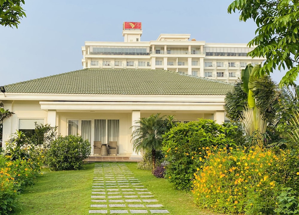 Gold Coast Hotel Resort & Spa 47/50