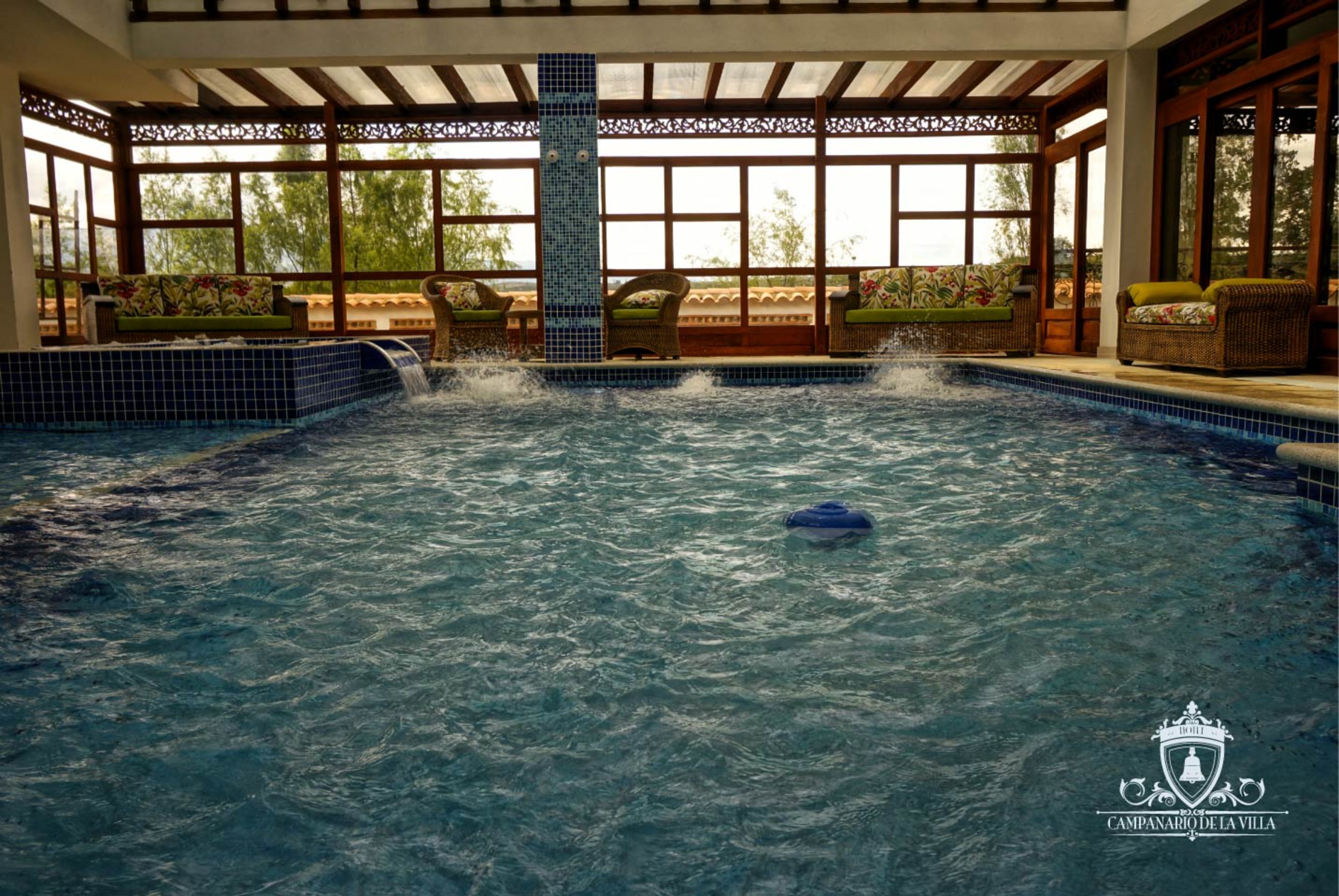 Hotel Campanario de la Villa 11/22