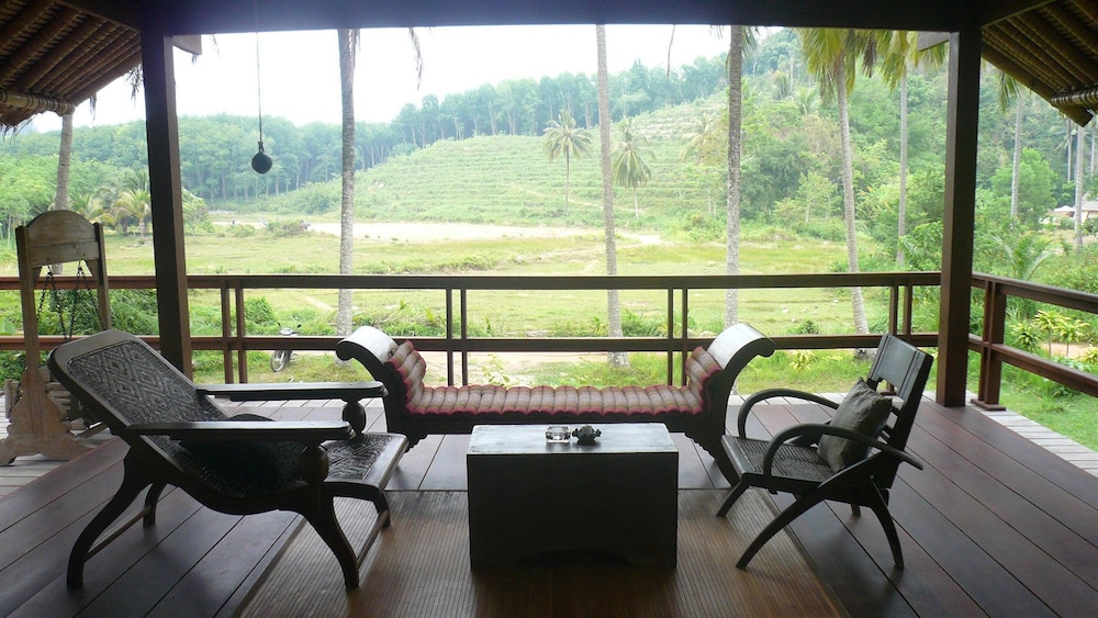 Koyao Bay Pavilions 43/72