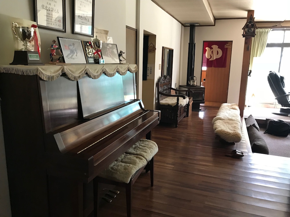Hakuba Iwatake Lodge Gakuyuso 17/40