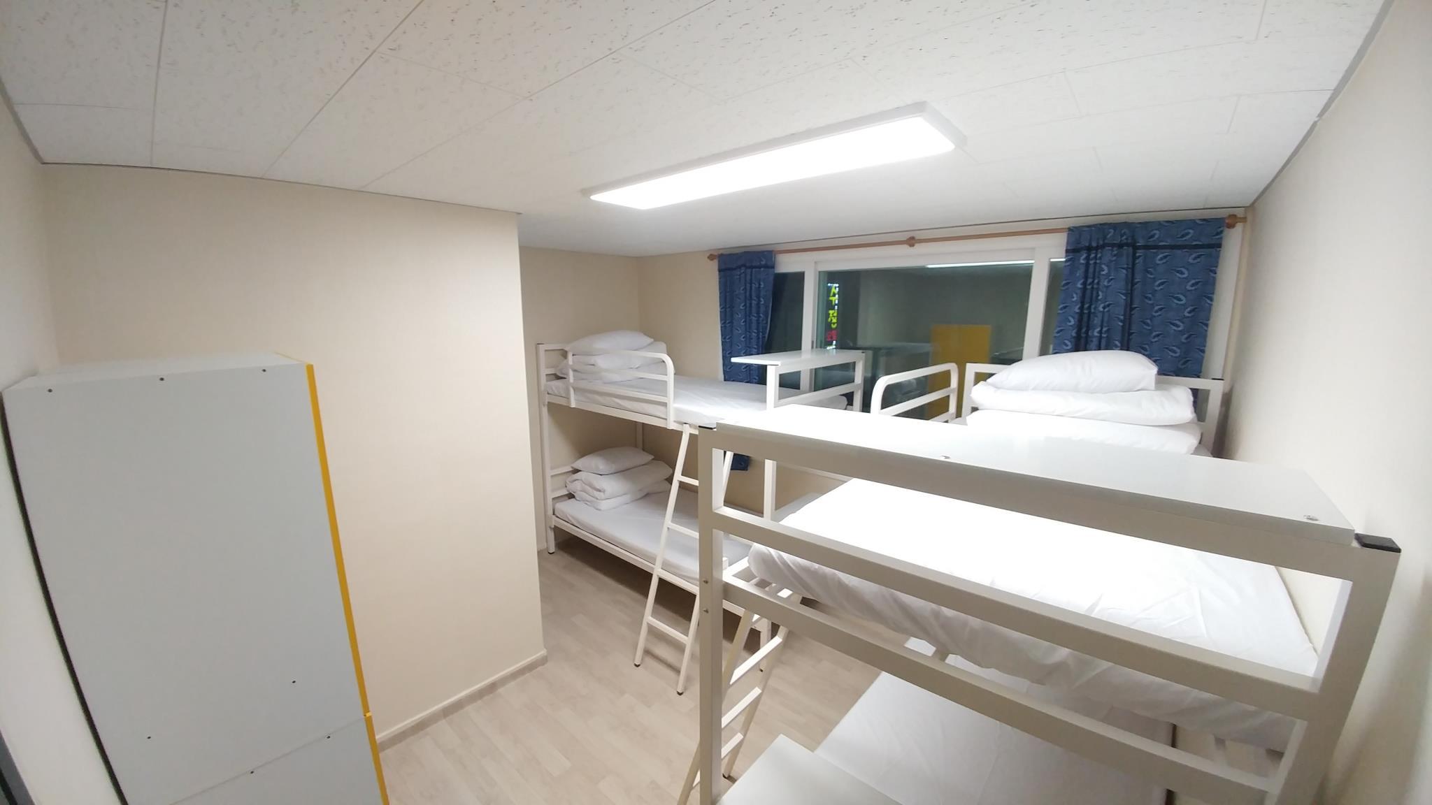 Female Dorm, Female Only, 4 Beds