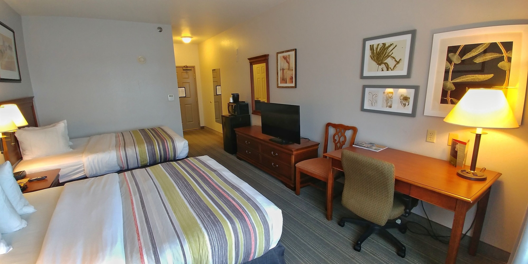 غرفة بسريرين كوين لذوي الإعاقة، Country Inn & Suites by Radisson, Chambersburg, PA 6/10