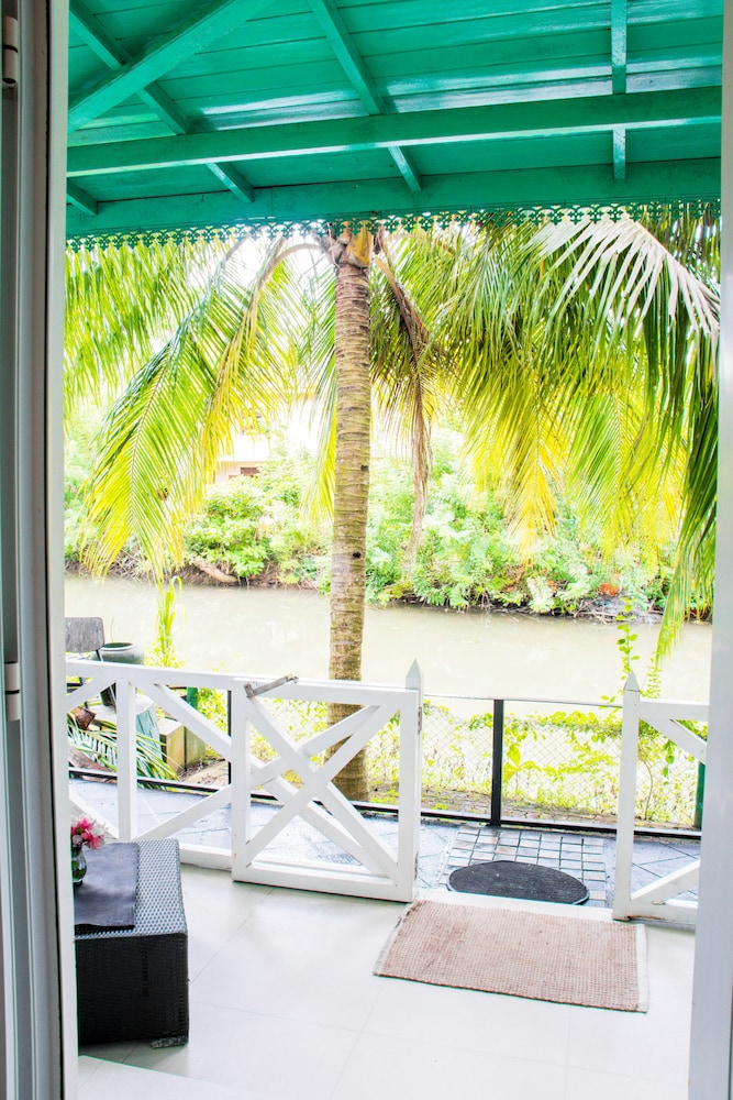 Villa Harbour View 40/50